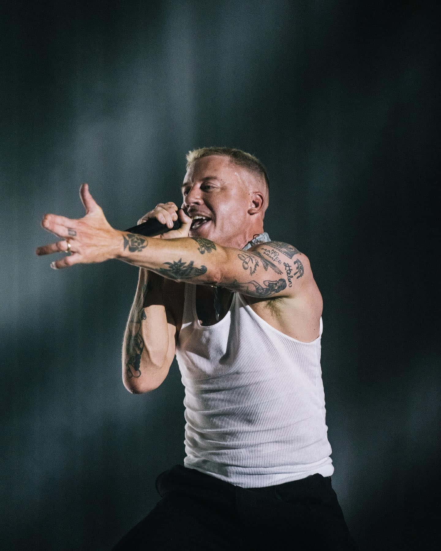 Macklemore, white tank top, microphone, HD Phone Wallpaper