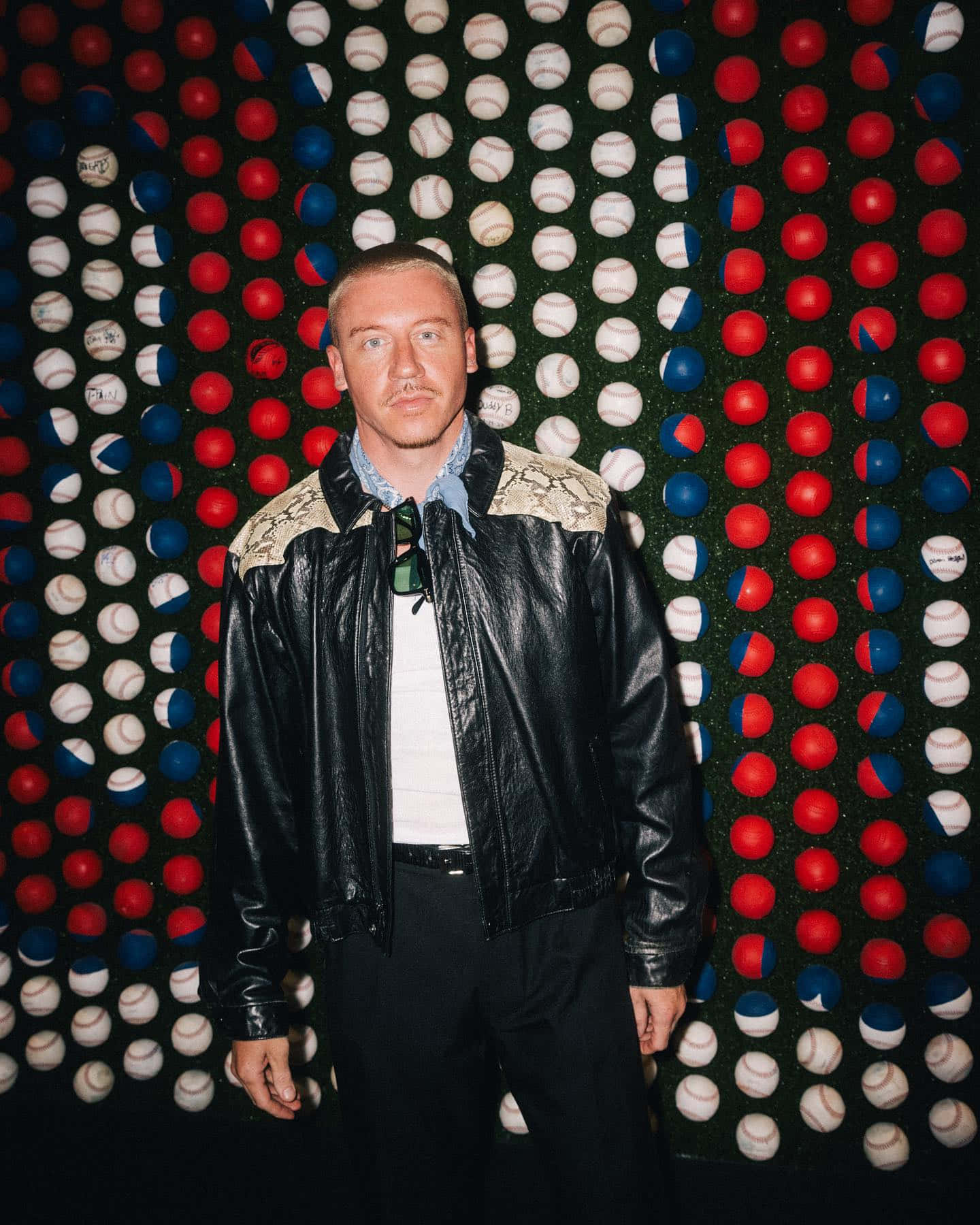 Macklemore, black leather jacket, red white and blue baseballs, HD Phone Wallpaper