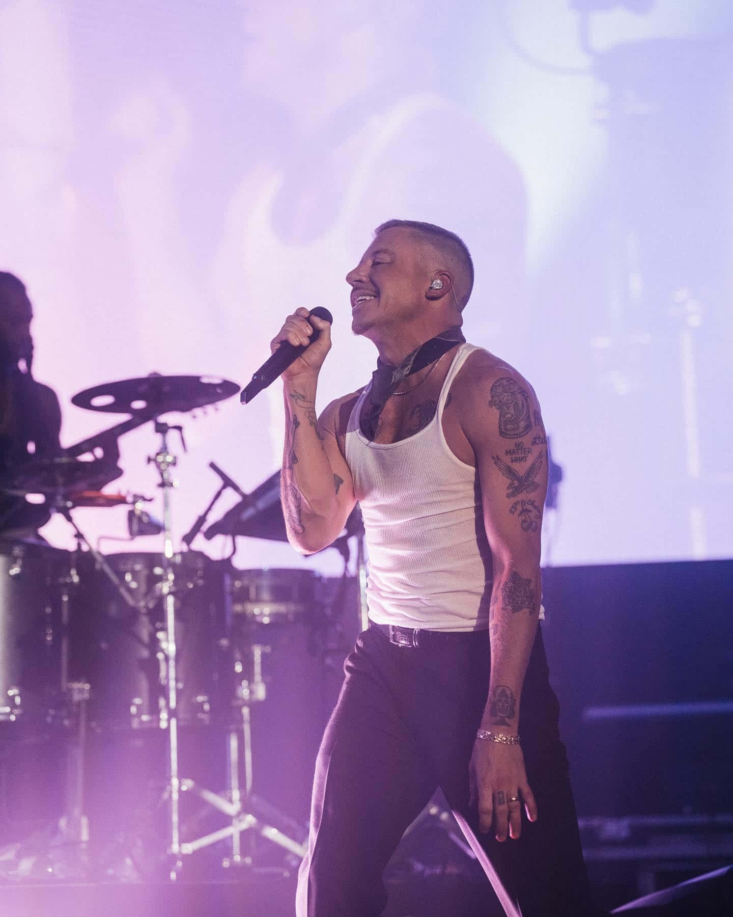 Macklemore, white tank top, purple stage lights, HD Phone Wallpaper