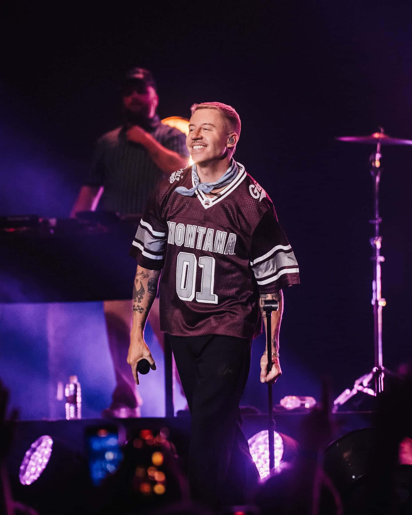 Macklemore, maroon Montana 01 jersey, purple lit stage, HD Phone Wallpaper