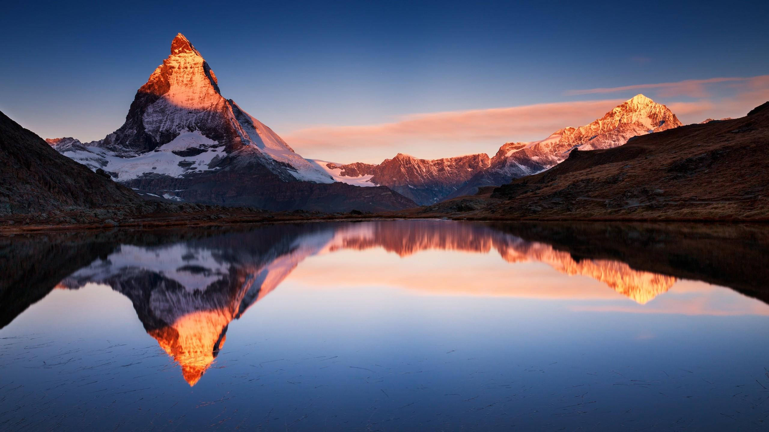 macOS, Mountain Reflection, snow-capped mountain, 2K Desktop Wallpaper