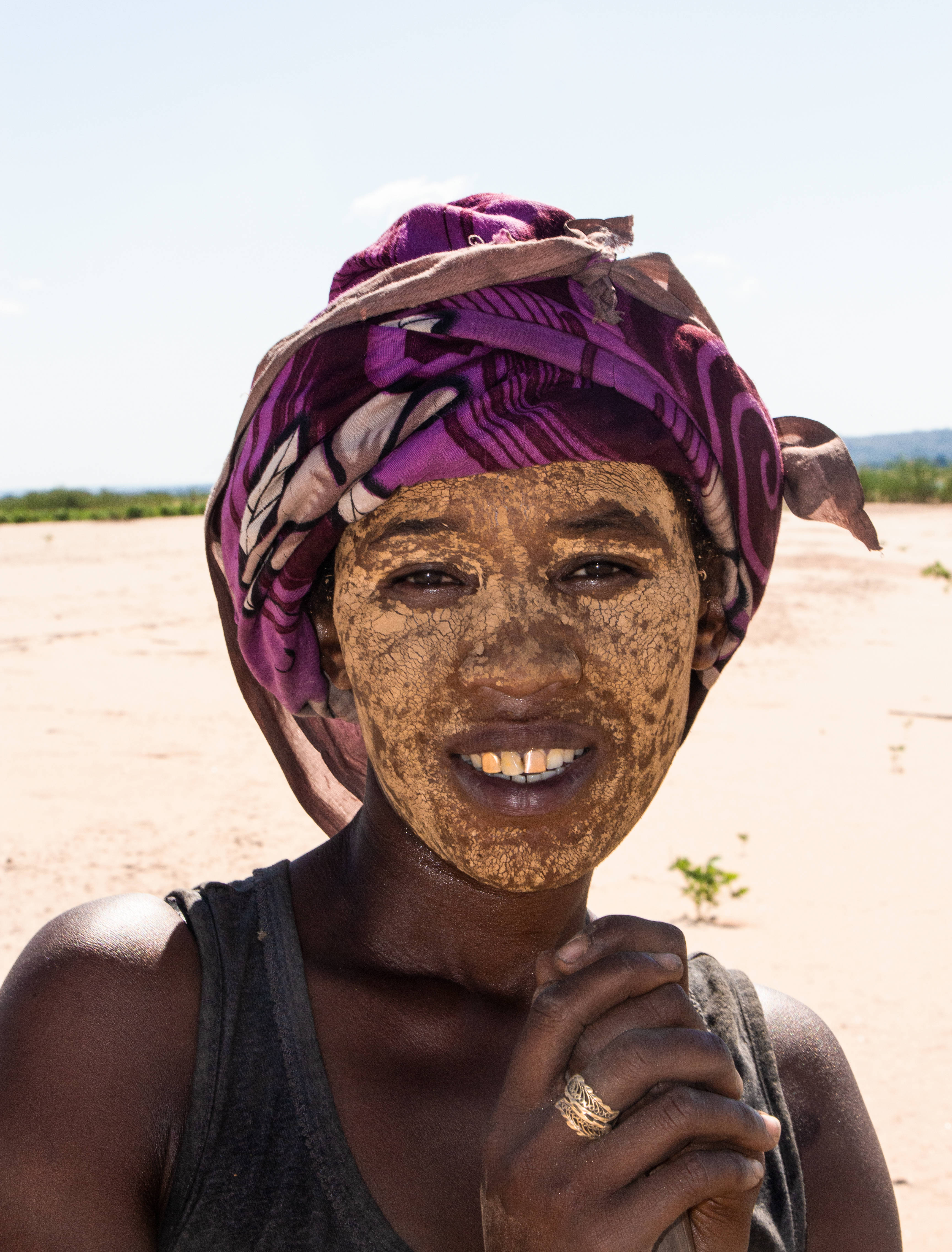 Madagascar, golden face paint, purple patterned headwrap, 4K Phone Wallpaper