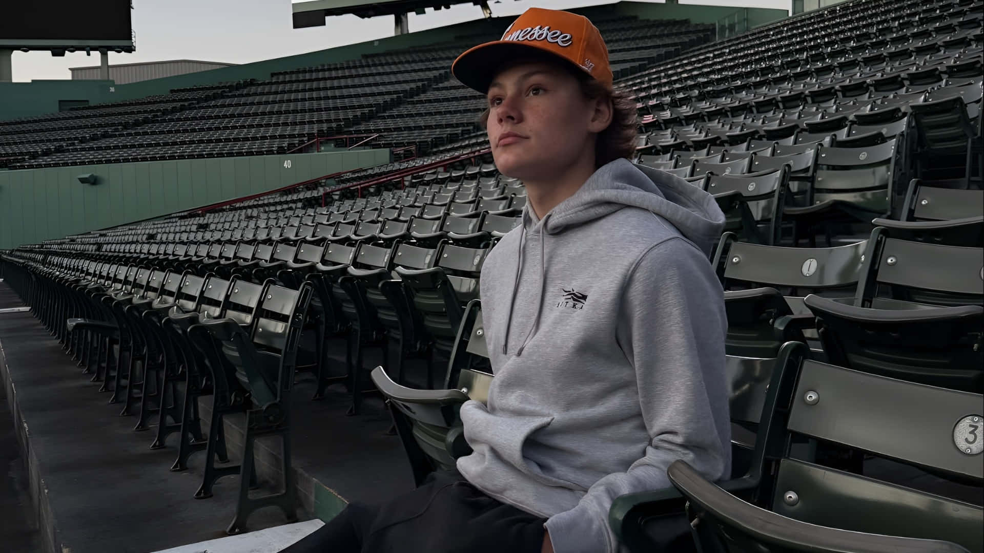 Maddox Batson, stadium, gray hoodie, Full HD Desktop Wallpaper