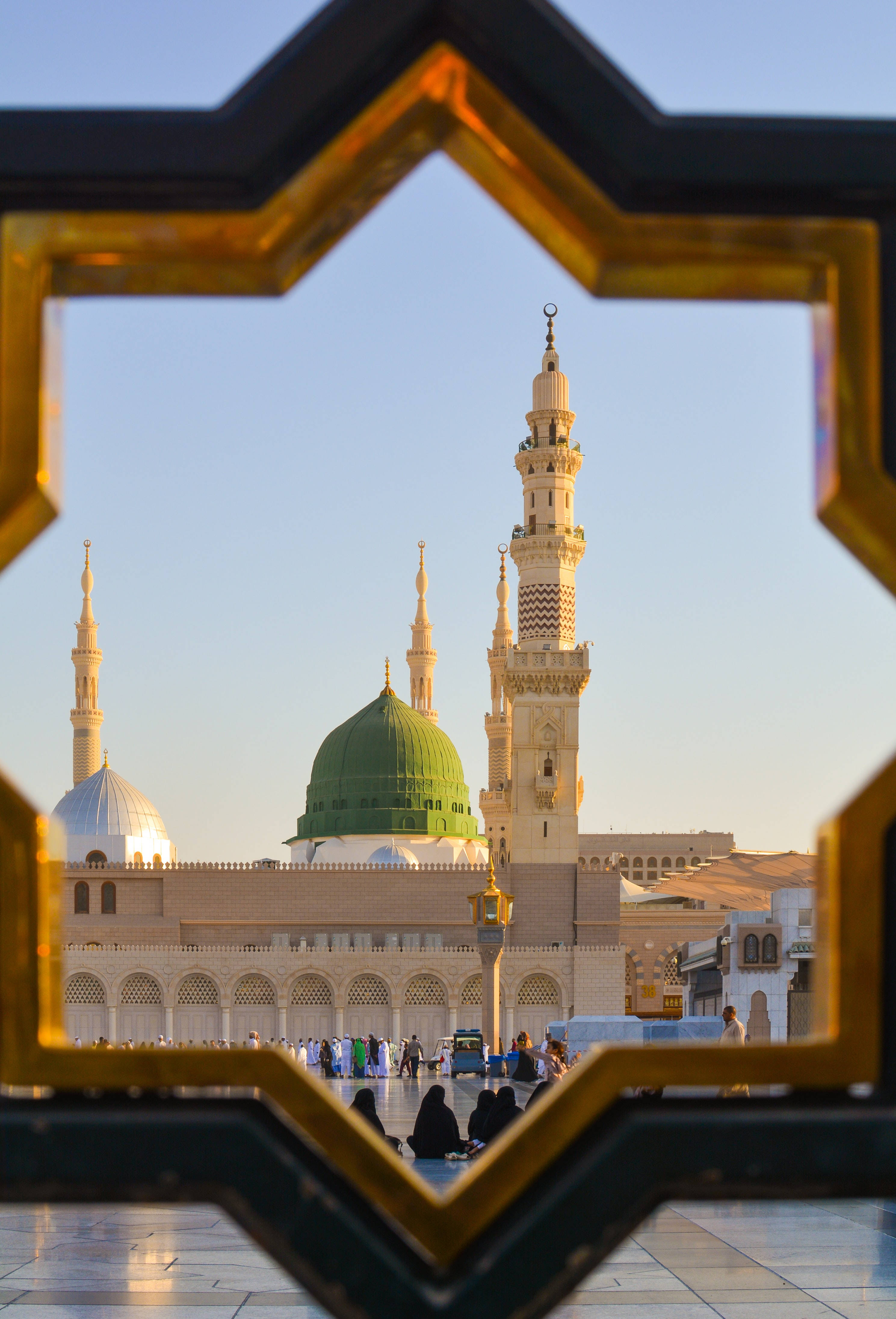 green dome, minarets, grand mosque, 4K Phone Wallpaper