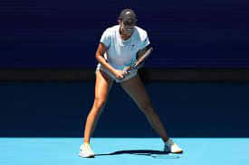 Madison Keys, tennis court, white gear, SD Desktop Wallpaper