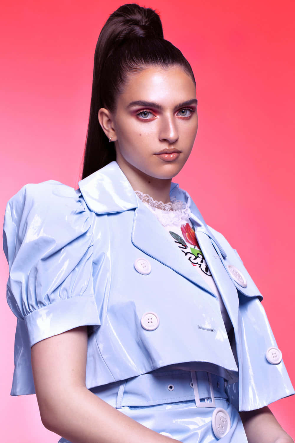 Mae Muller, high ponytail, bold makeup, HD Phone Wallpaper