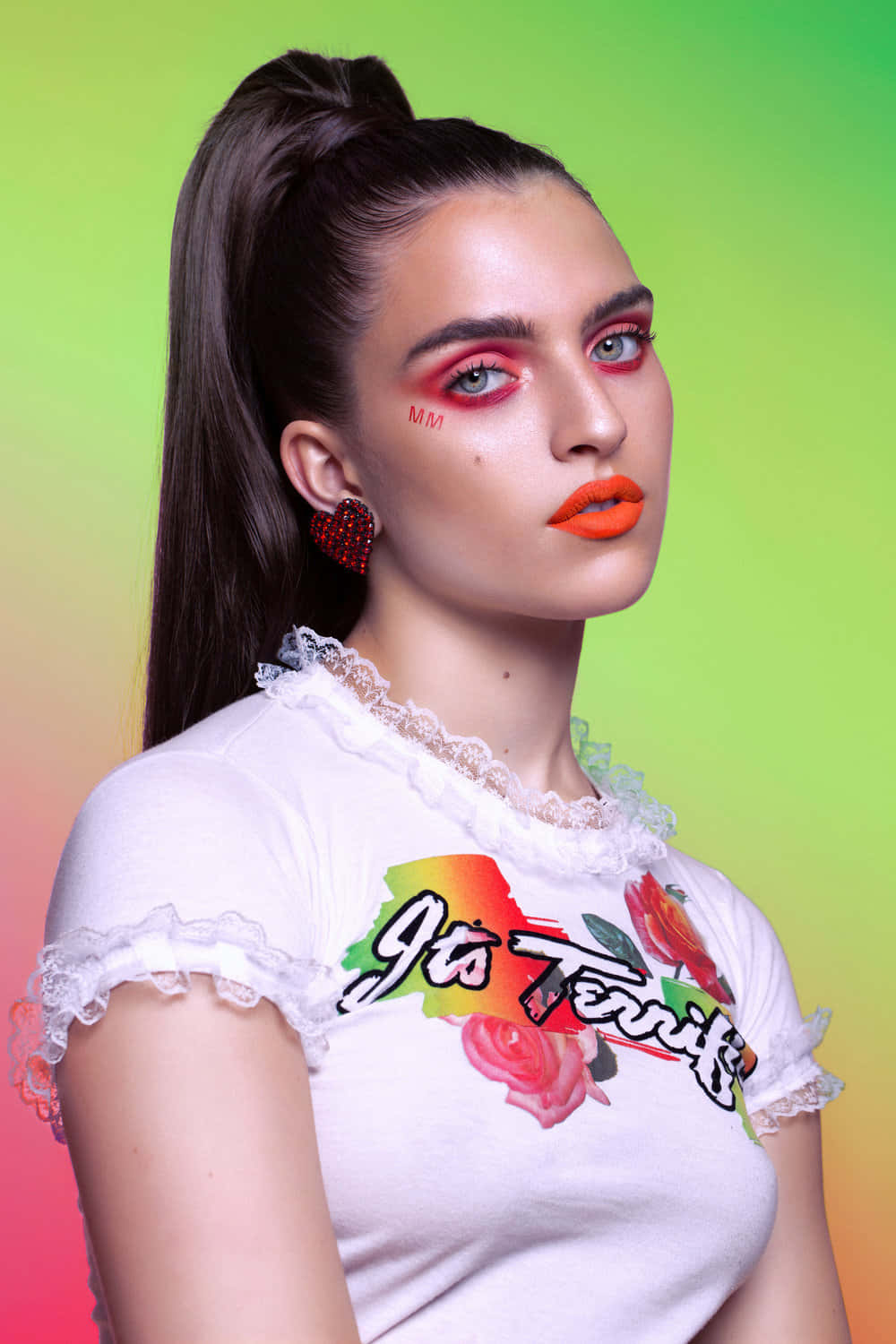 Mae Muller, red makeup, high ponytail, HD Phone Wallpaper