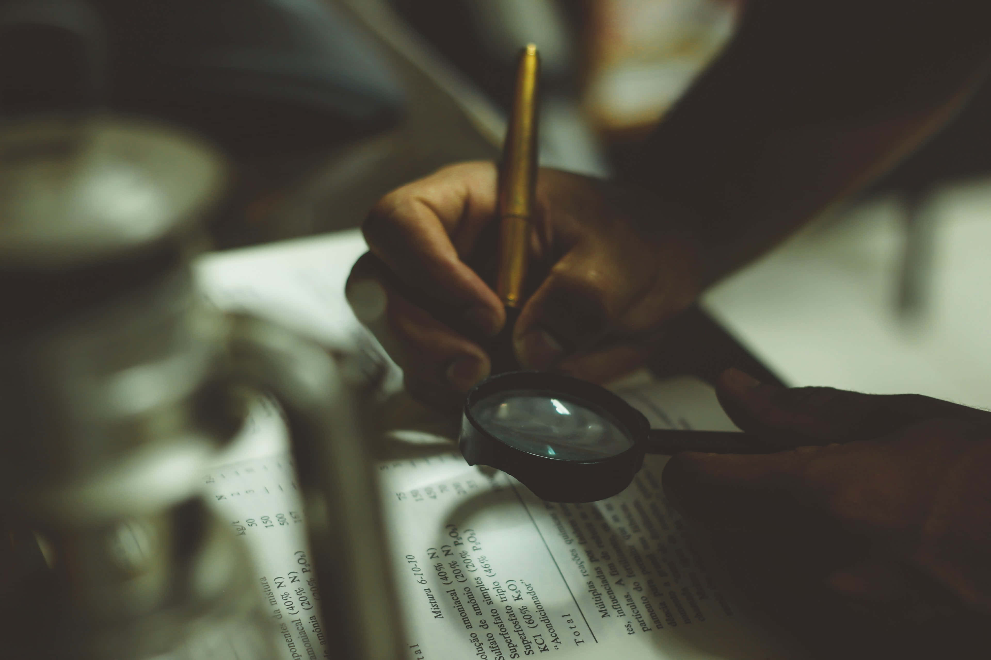 magnifying glass, hands, documents, 4K Desktop Wallpaper
