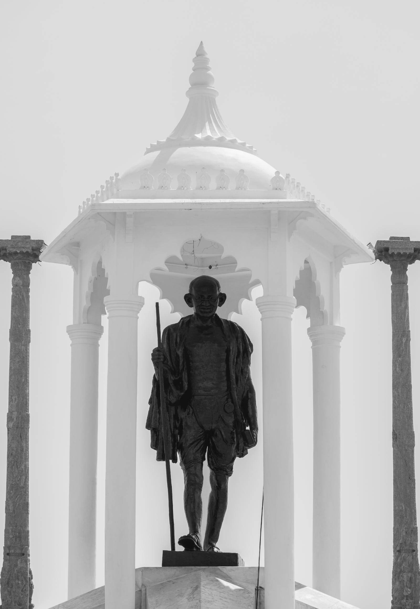 Mahatma Gandhi, black and white statue, white domed pavilion, Full HD Phone Wallpaper