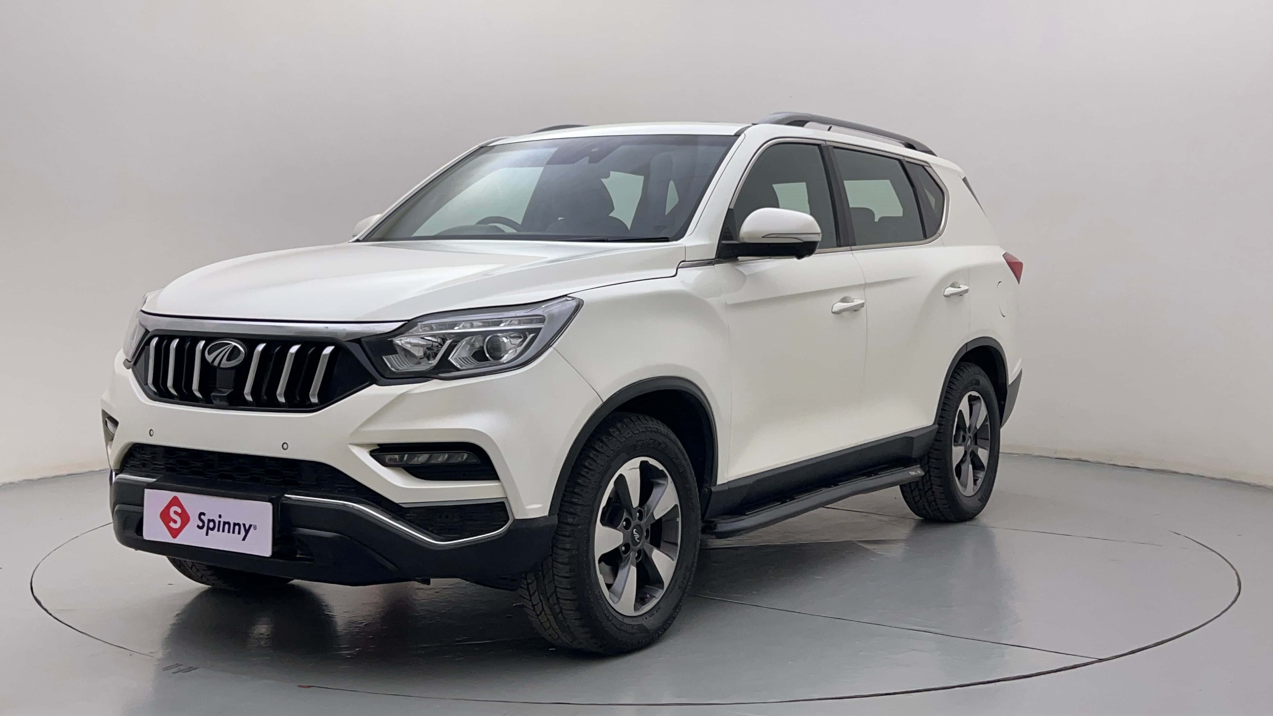 Mahindra Alturas G4, white, black trim, 4K Desktop Wallpaper