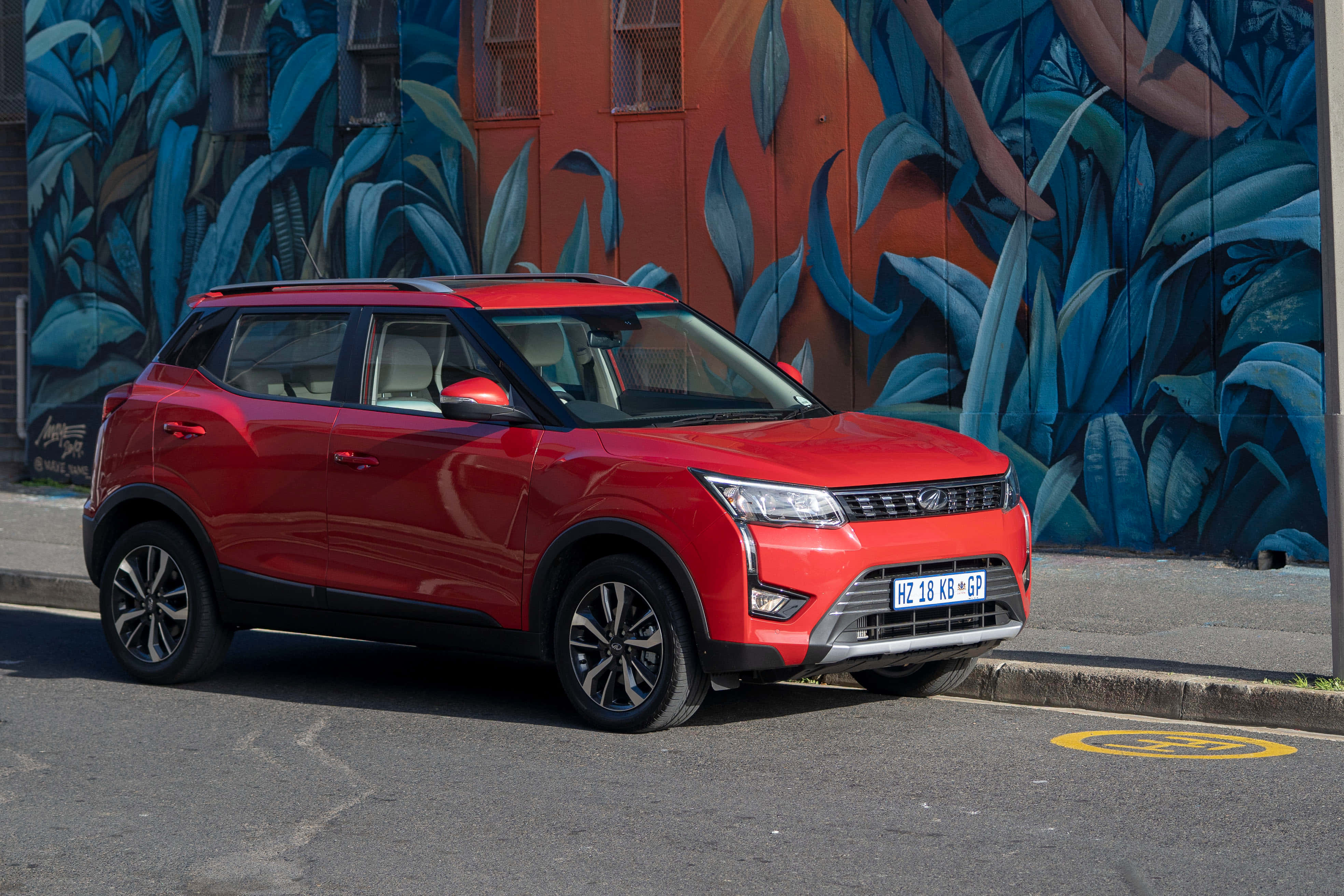 Mahindra XUV300, vibrant red, compact SUV, 4K Desktop Wallpaper