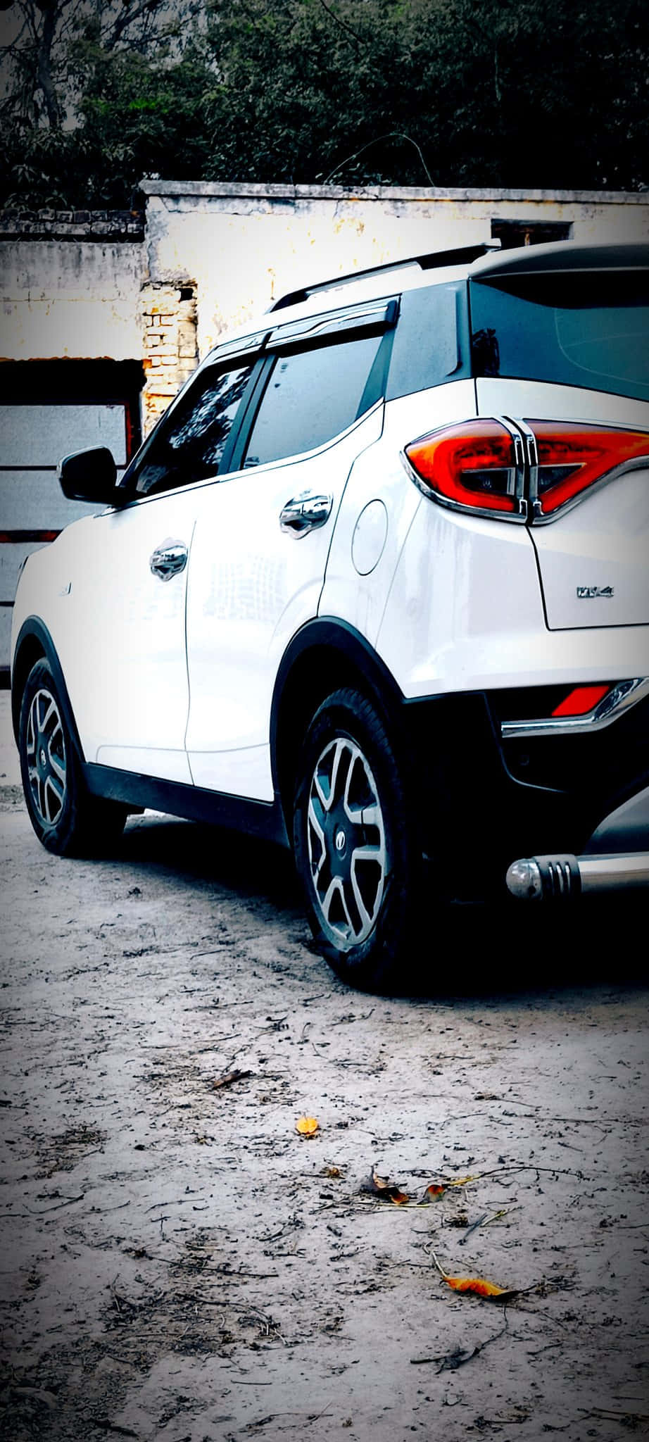 Mahindra XUV300, rear view, white SUV, Full HD Phone Wallpaper