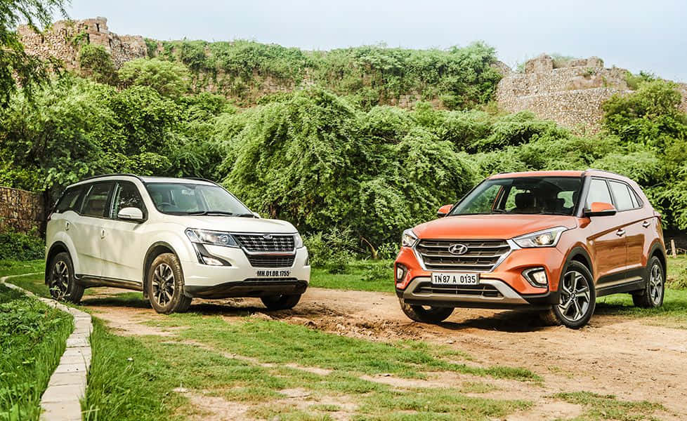 Mahindra XUV500, white, orange, SD Desktop Wallpaper