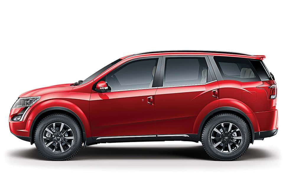 Mahindra XUV500, red, black trim, SD Desktop Wallpaper