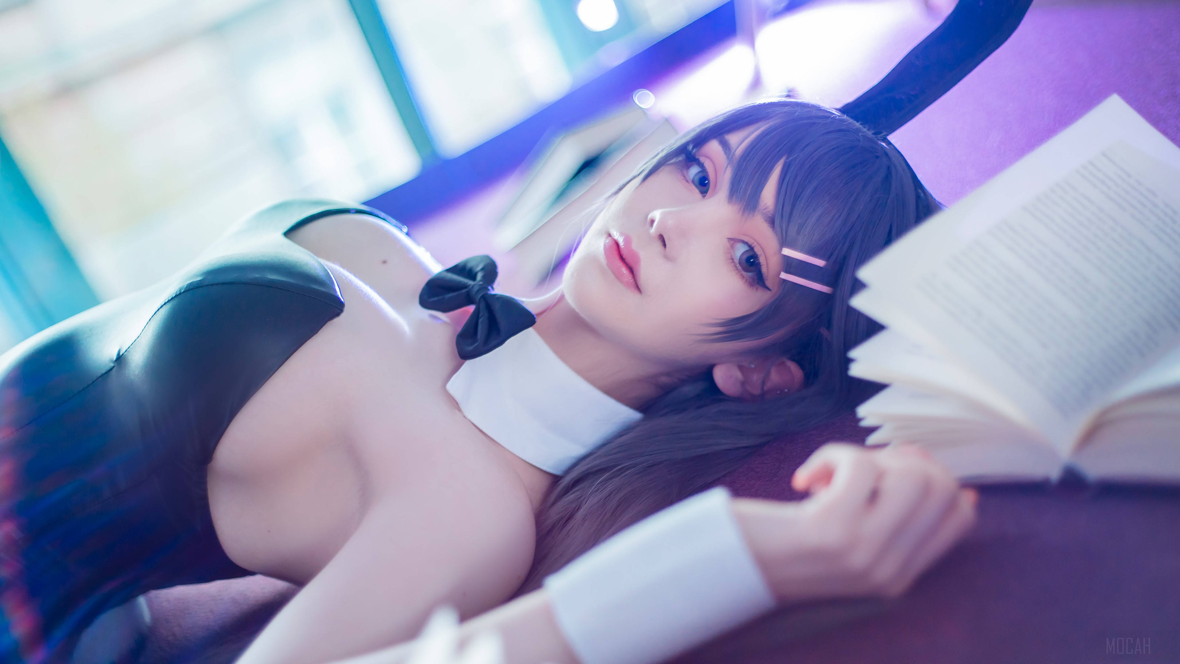 Mai Sakurajima, cat ears, couch, 4K Desktop Wallpaper