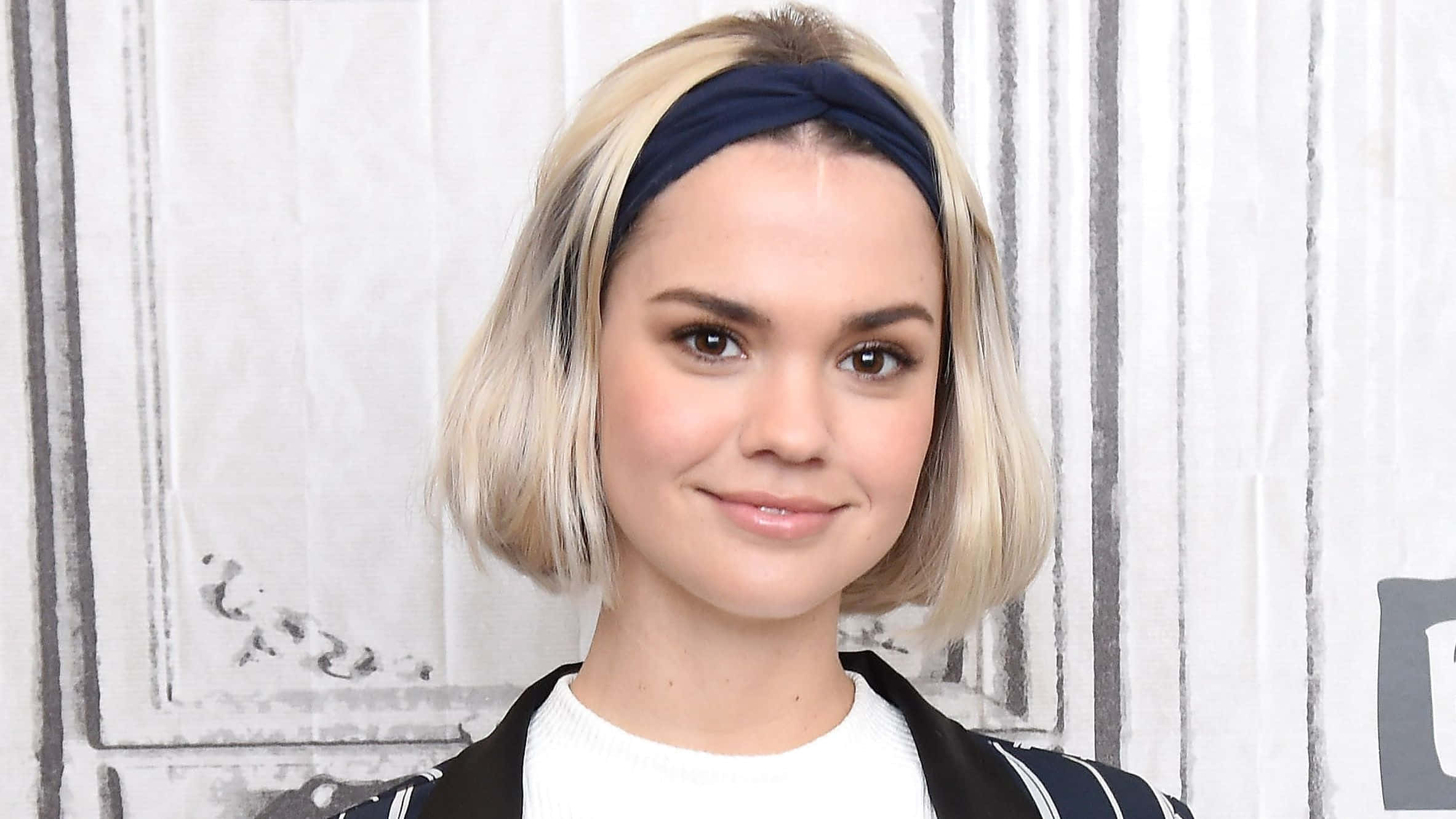 Maia Mitchell, blonde bob hair, navy headband, Full HD Desktop Wallpaper