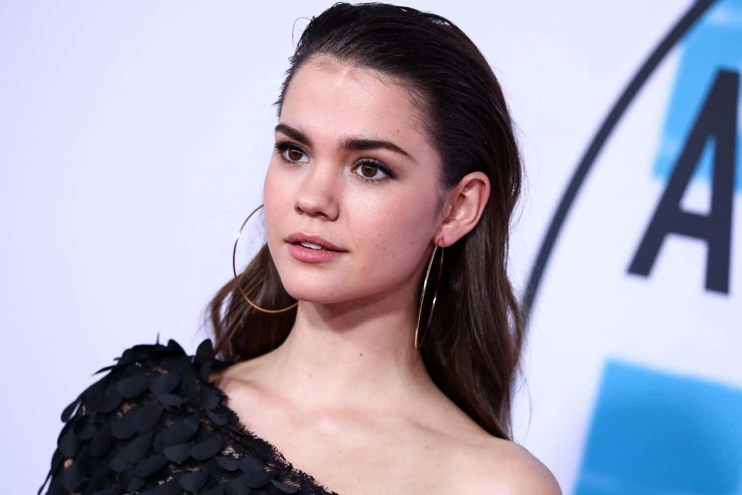 Maia Mitchell, black one-shoulder dress, gold hoop earrings, HD Desktop Wallpaper
