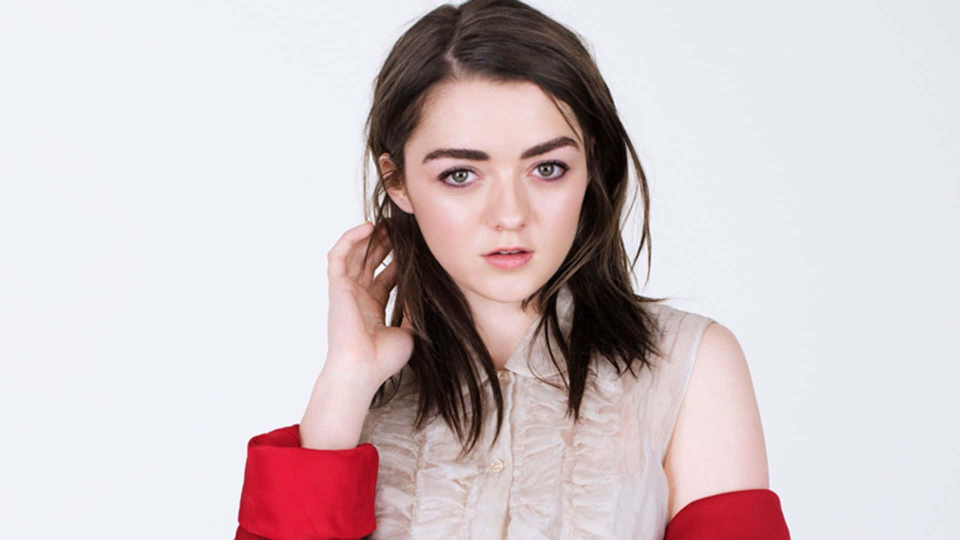 Maisie Williams, dark hair, striking eyes, Full HD Desktop Wallpaper