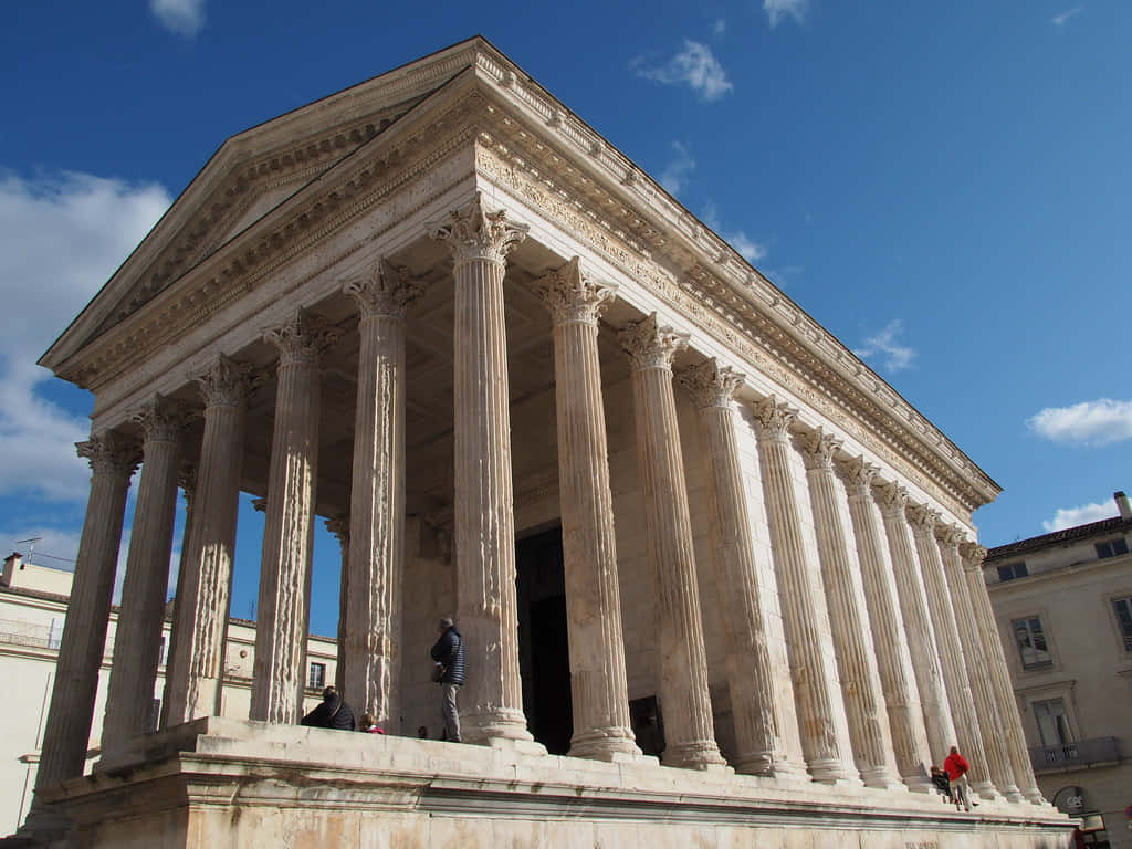 Maison Carrée, ancient temple, towering columns, SD Desktop Wallpaper