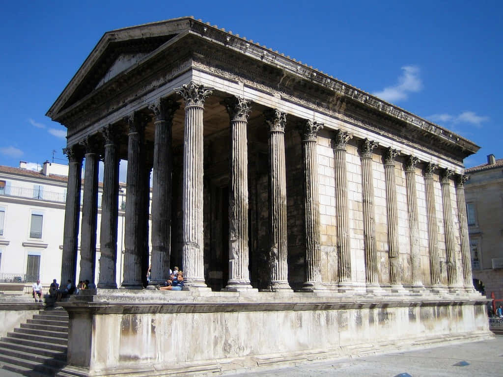 Maison Carrée, ancient stone temple, towering columns, SD Desktop Wallpaper
