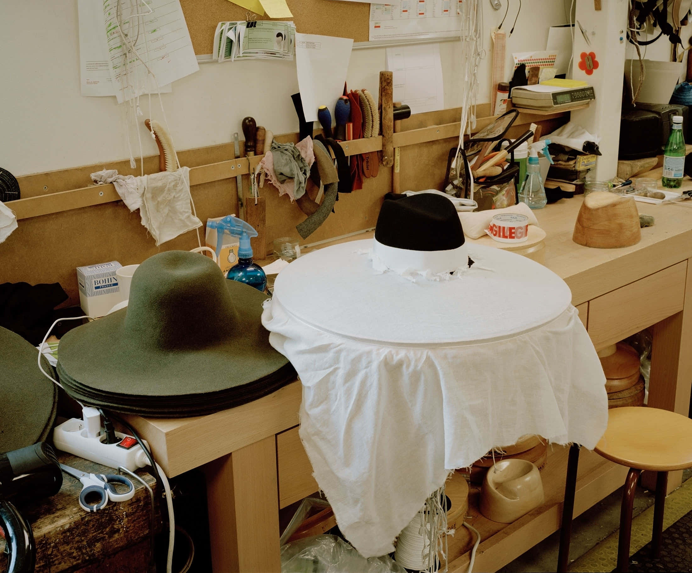 Maison Michel, unfinished capelines, felt hats, Full HD Desktop Wallpaper