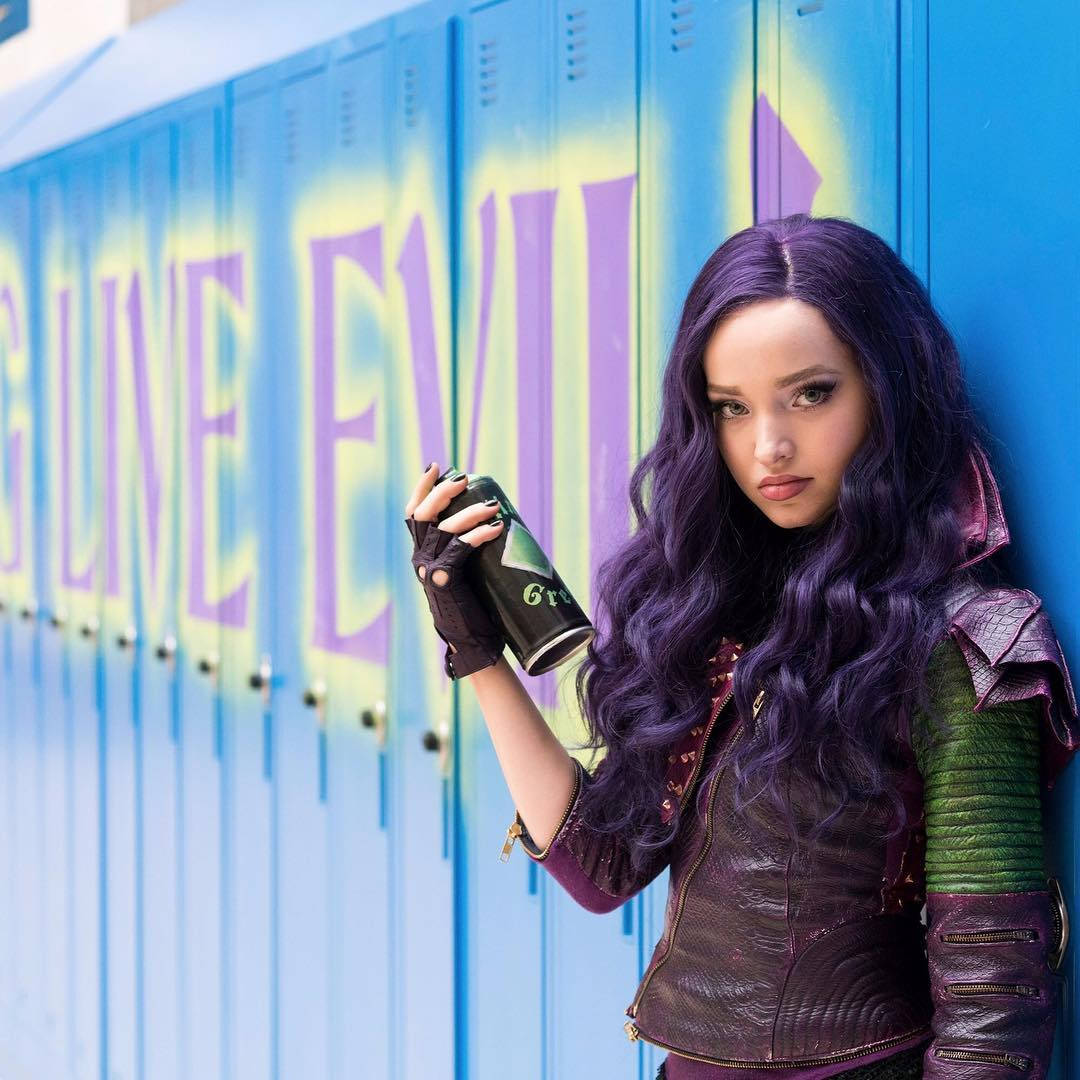 Mal Descendants, student locker, purple hair, SD Desktop Wallpaper