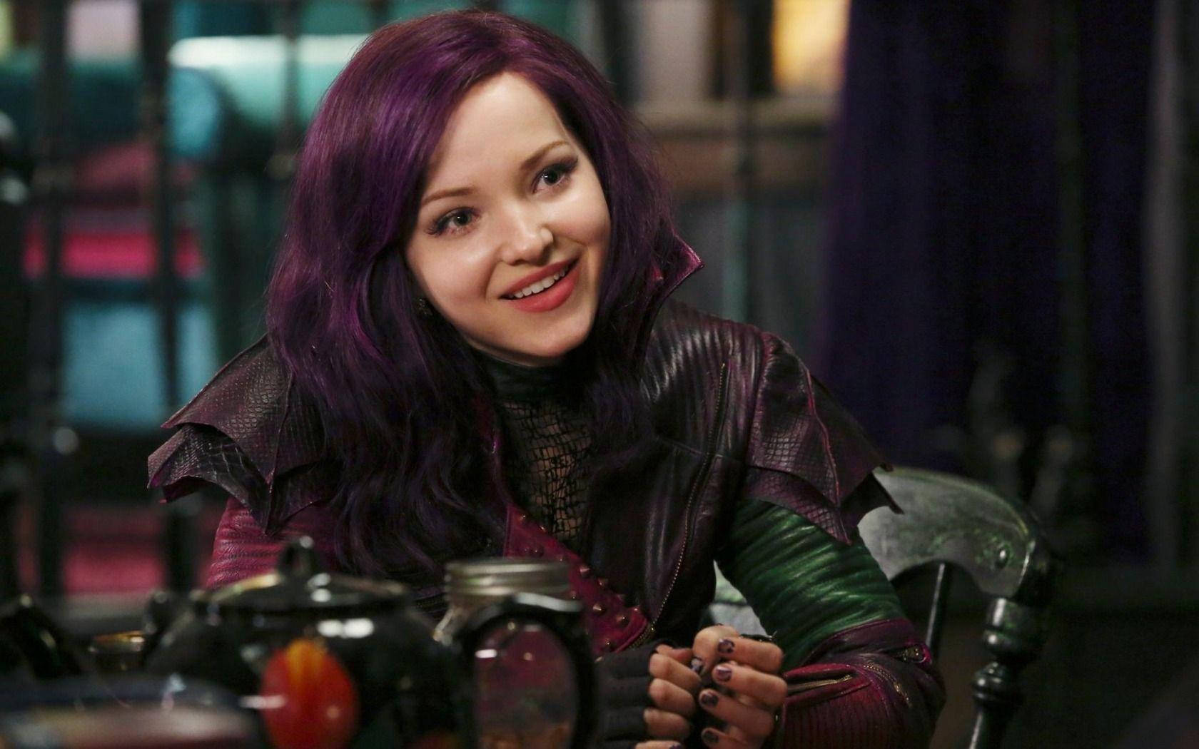 Mal Descendants, magenta leather coat, vibrant purple hair, HD Desktop Wallpaper