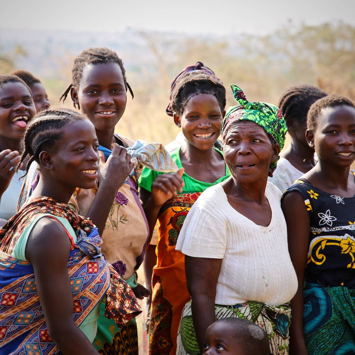 Malawi, African women, children, SD Desktop Wallpaper