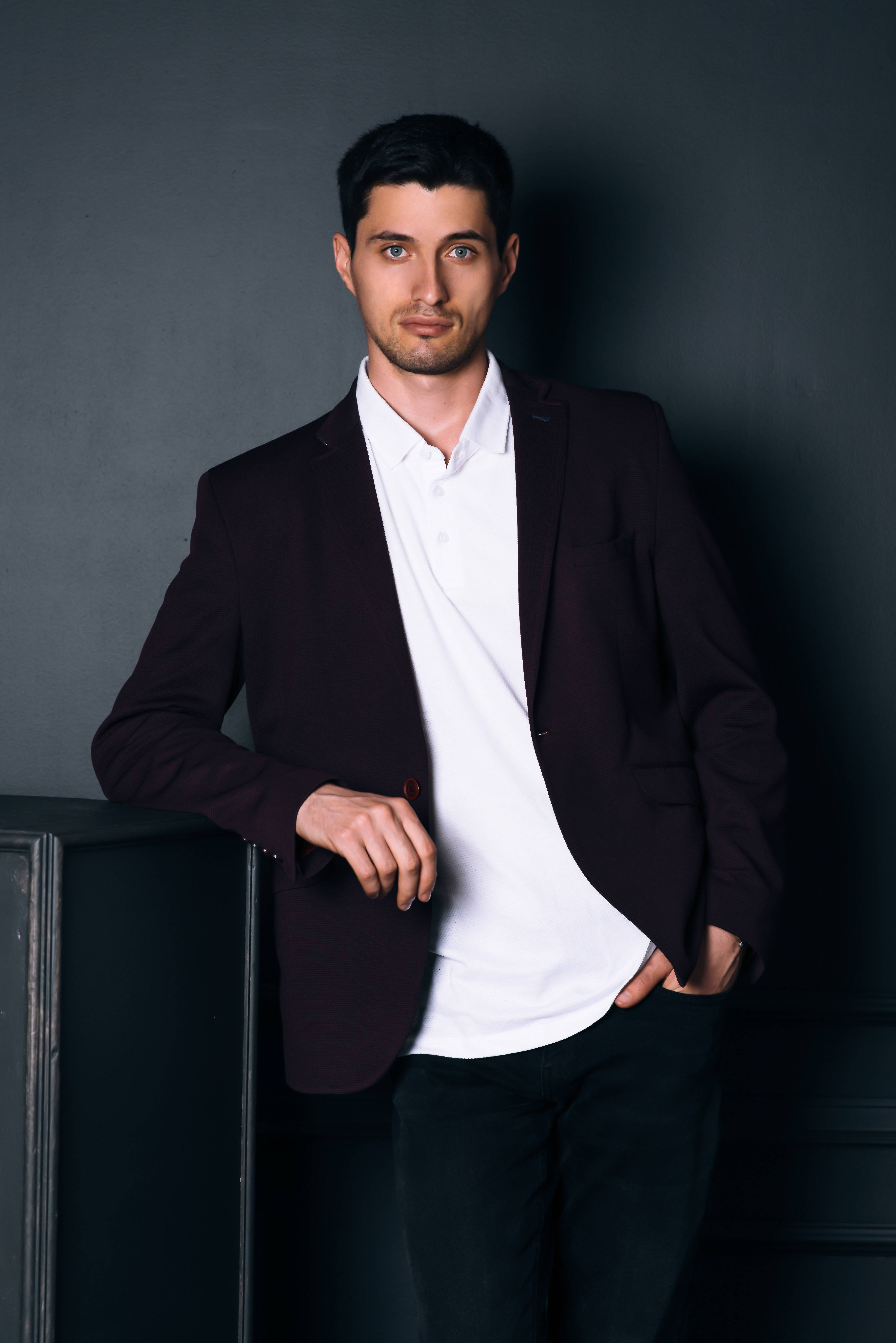 maroon blazer, white shirt, dark cabinet, 5K Phone Wallpaper