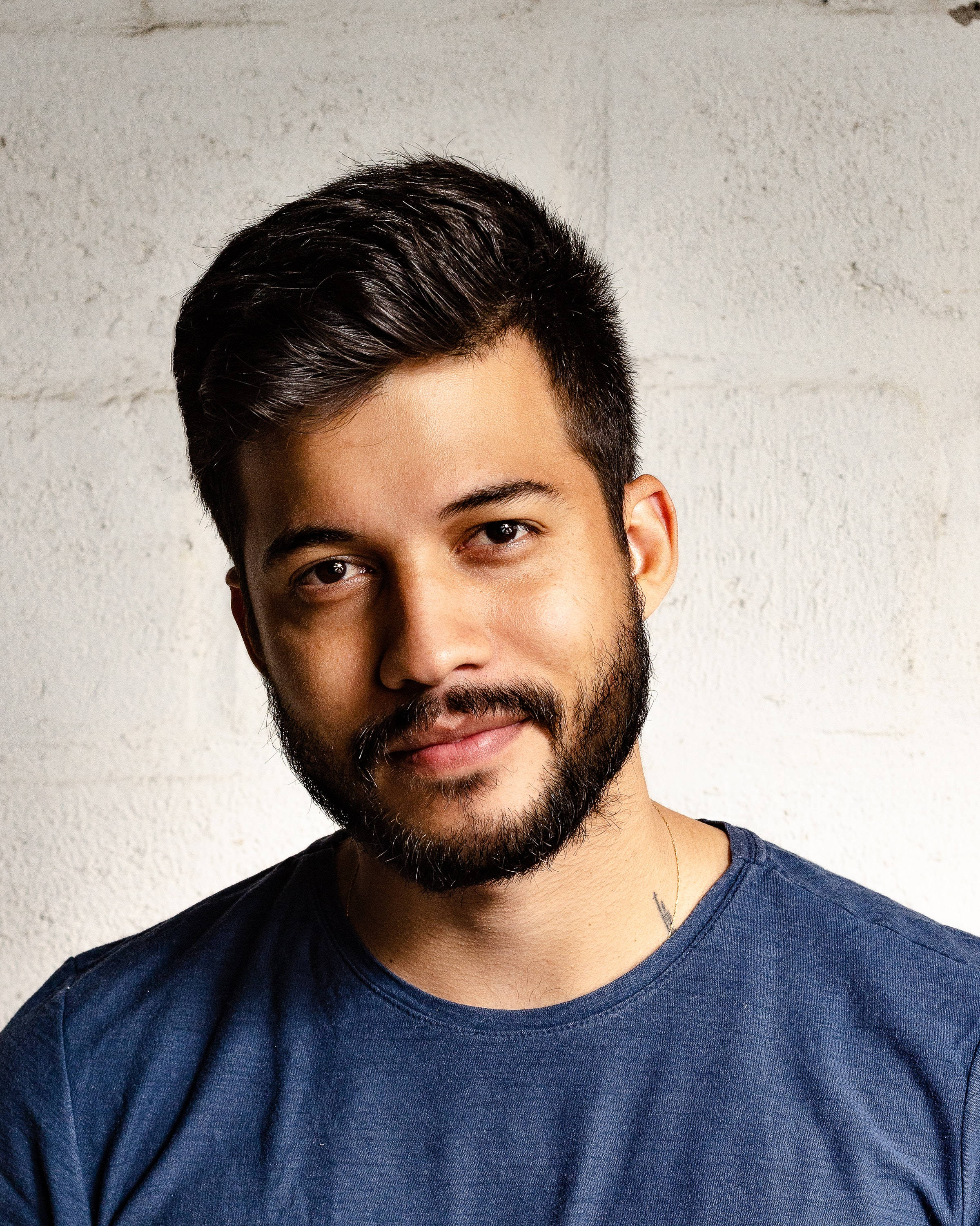 studio portrait, male face, dark hair, 2K Phone Wallpaper