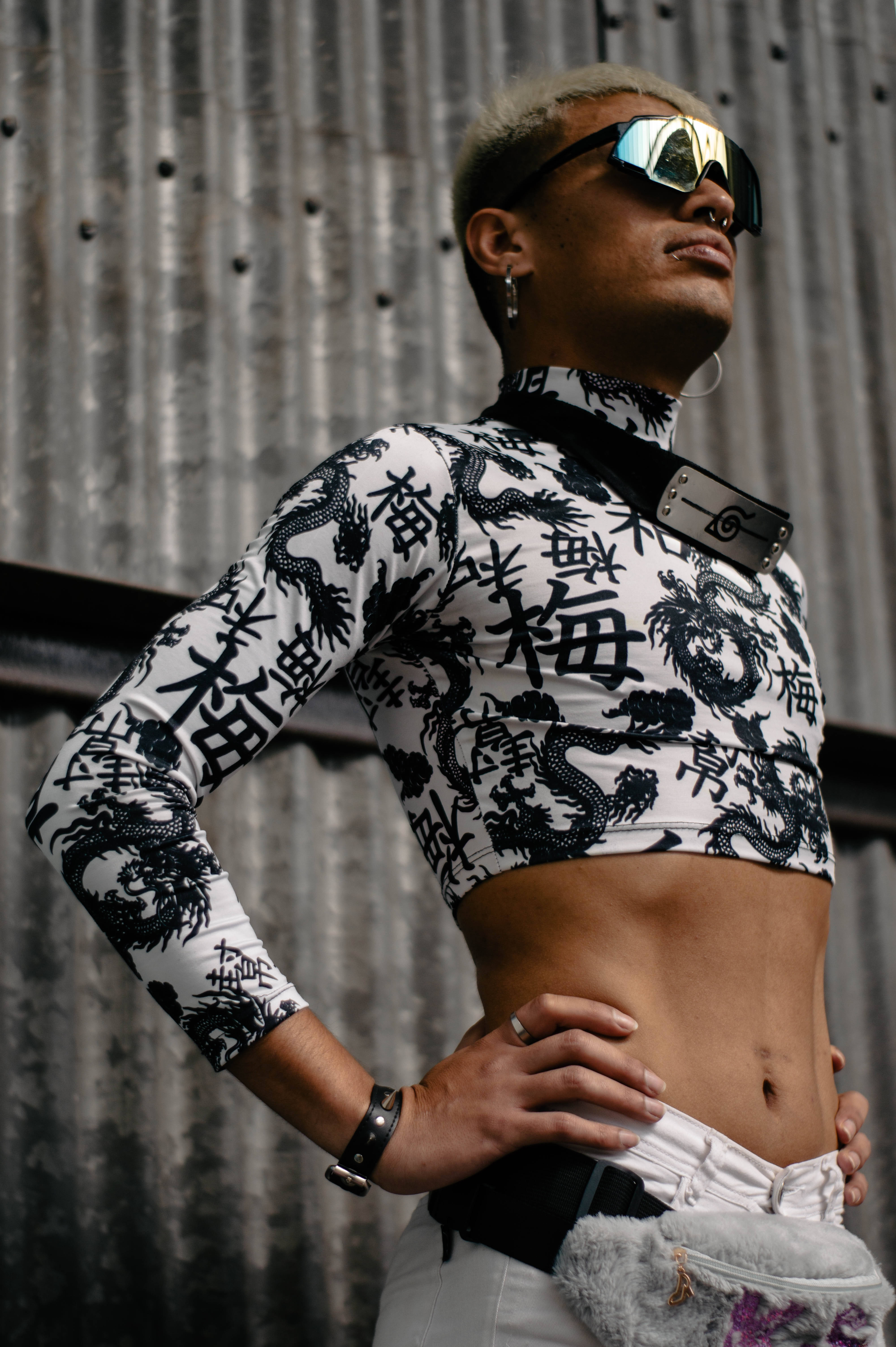 Male Pose Crop Top, black and white dragon print, corrugated metal wall, 5K Phone Wallpaper