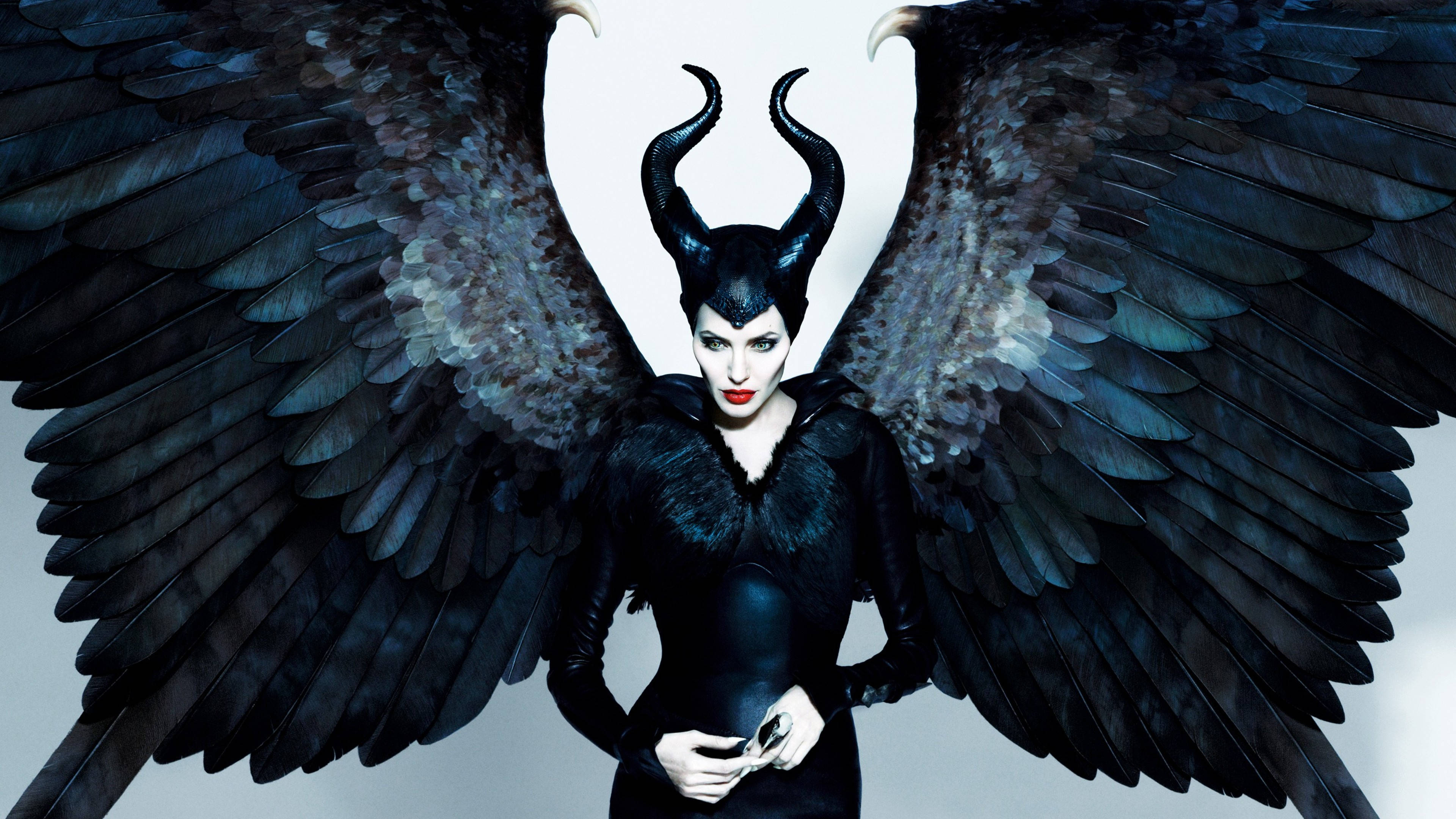 Maleficent, wings open, black horns, 4K Desktop Wallpaper