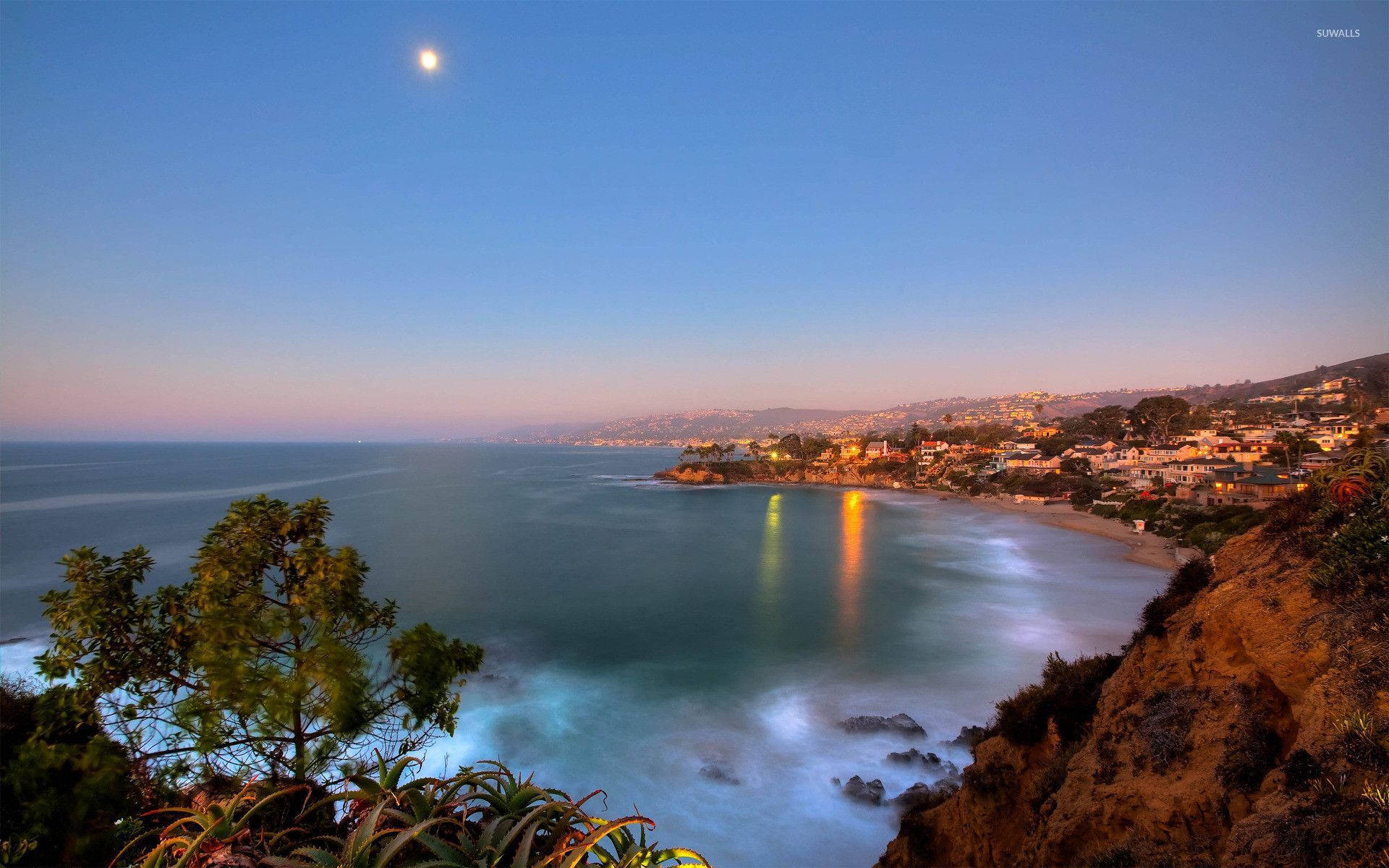 Malibu, vast ocean, moonlit coastal town, Full HD Desktop Wallpaper