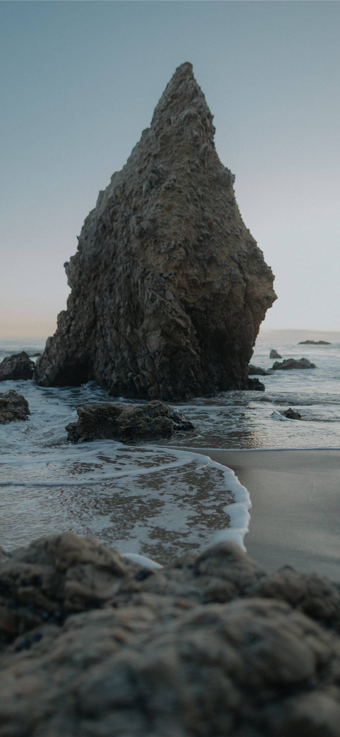 sharp rock formation, Malibu, ocean, Full HD Phone Wallpaper