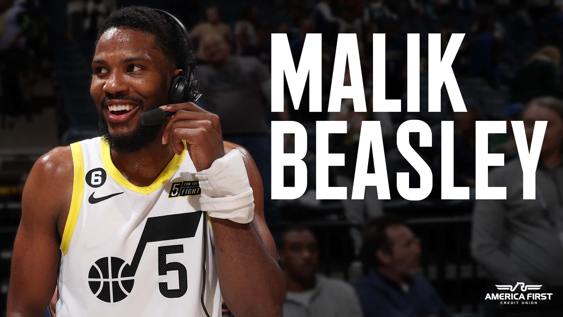 Malik Beasley, white and yellow jersey, number 5, Full HD Desktop Wallpaper