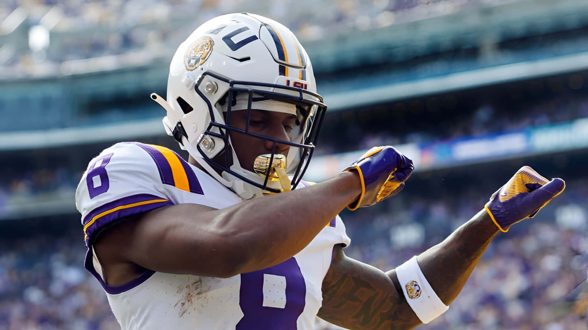 Malik Nabers, L S U, white purple and gold uniform, Full HD Desktop Wallpaper