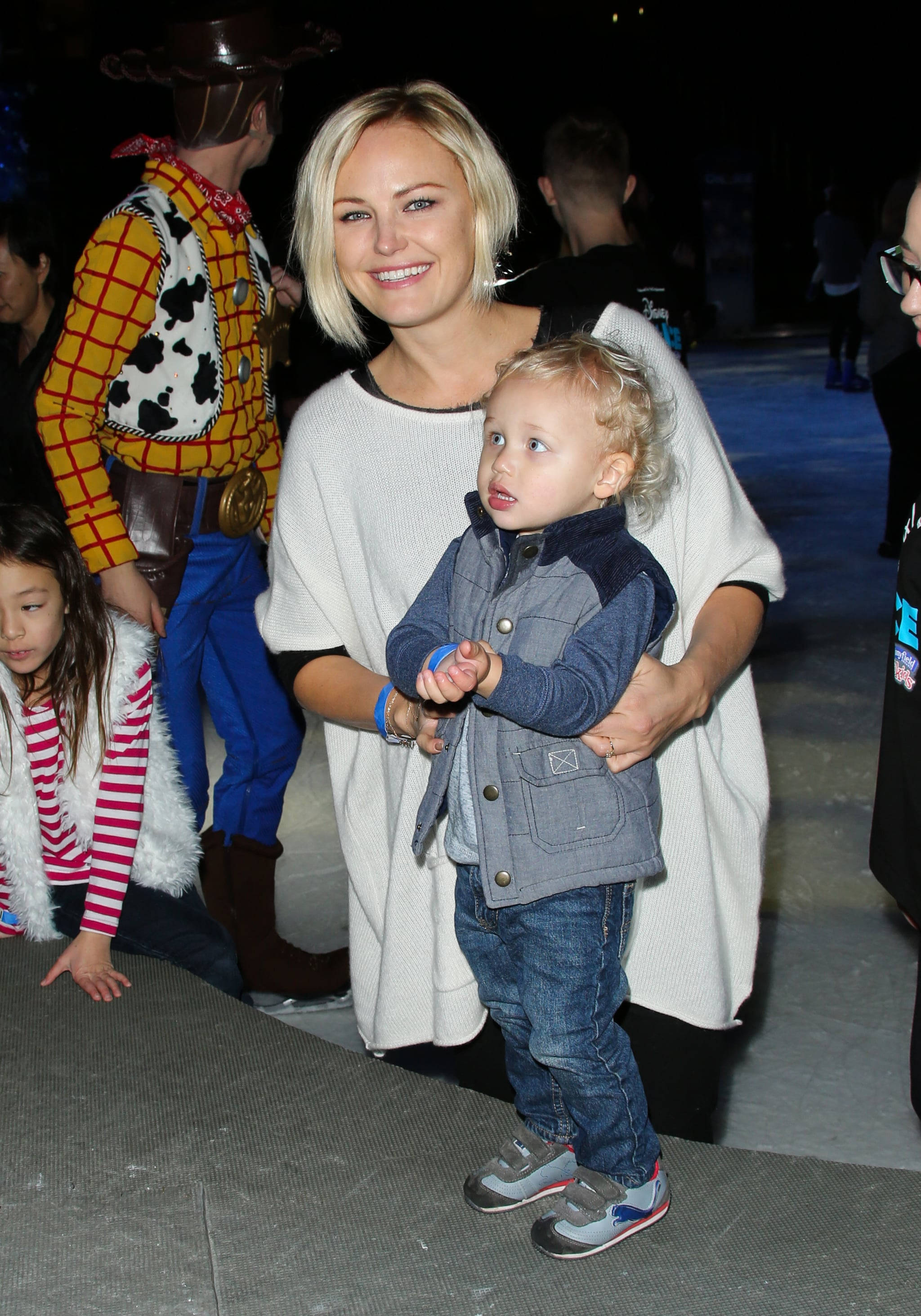 Malin Akerman, toddler, cowboy costume, 2K Phone Wallpaper