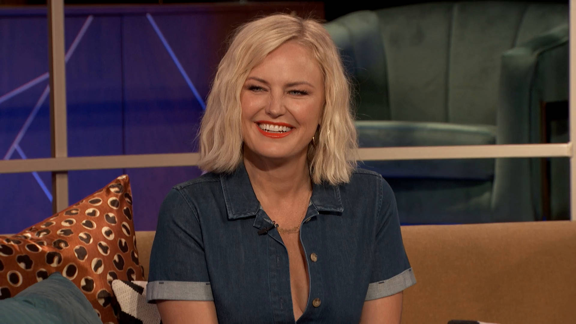 Malin Akerman, studio, blonde woman, Full HD Desktop Wallpaper