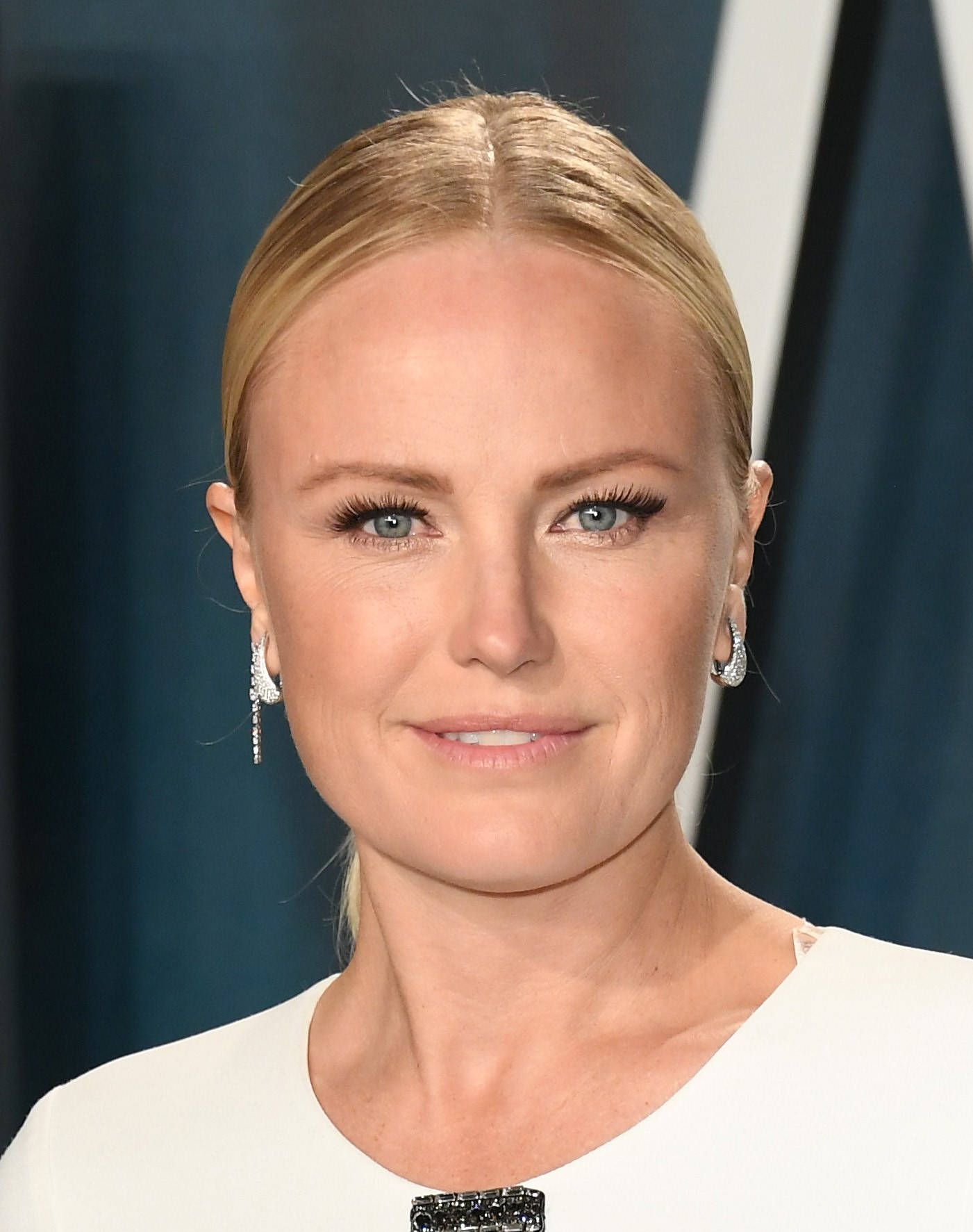 Malin Akerman, blonde woman, blue eyes, HD Phone Wallpaper