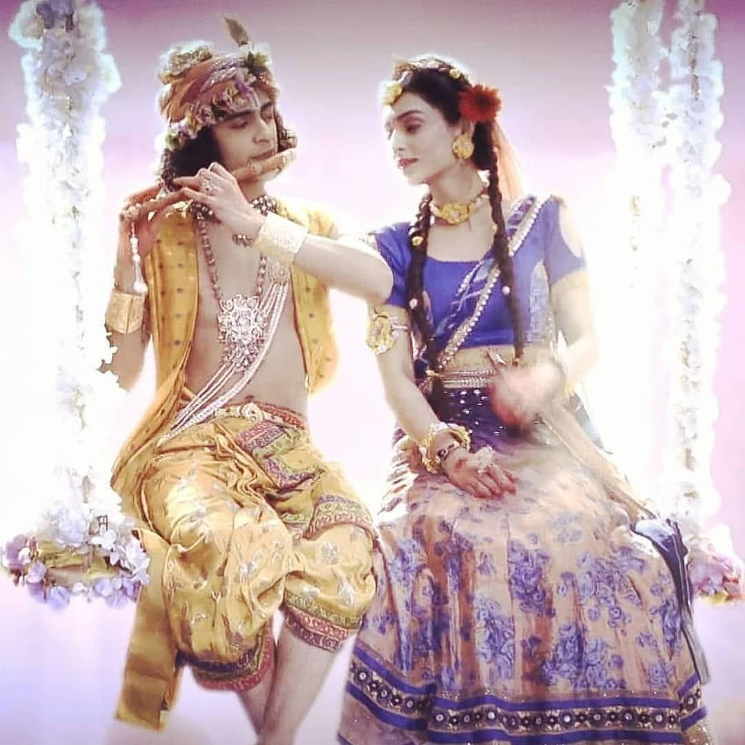 Mallika Singh, flute, blue and gold lehenga, SD Desktop Wallpaper