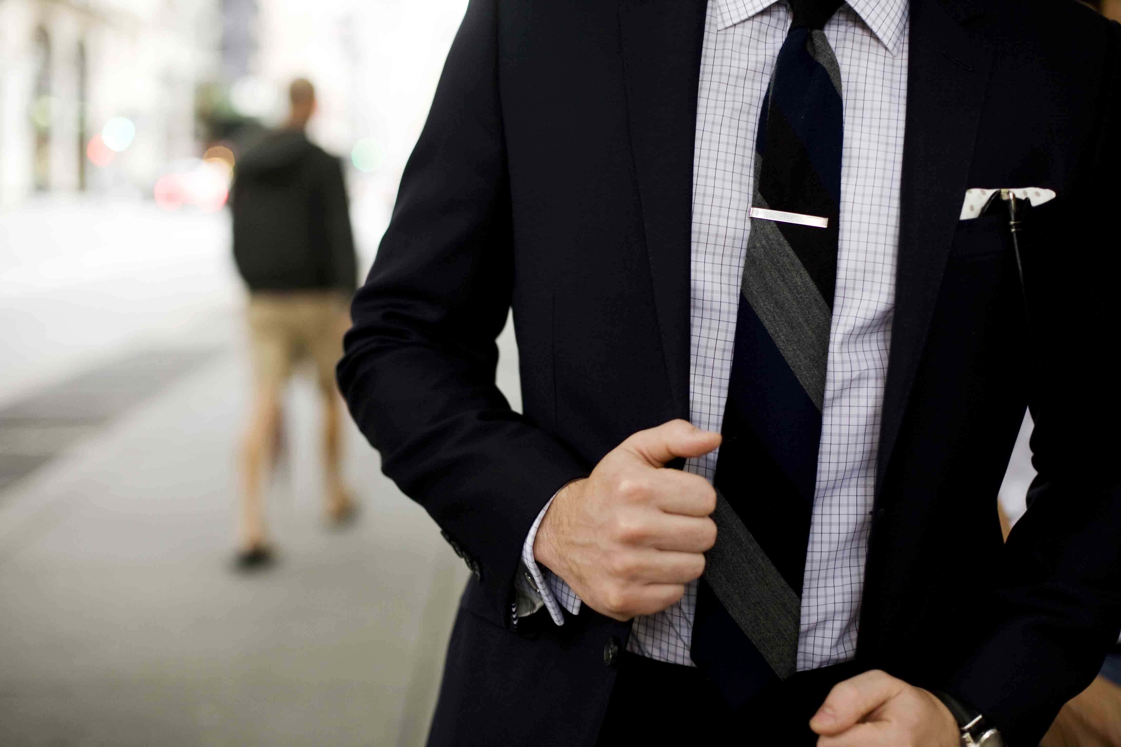 Man In Suit, dark suit, striped tie, 4K Desktop Wallpaper