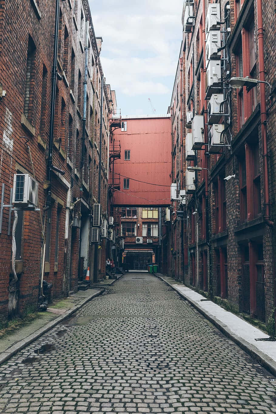 Manchester skyline, stunning sunset, cobblestone alley, HD Phone Wallpaper