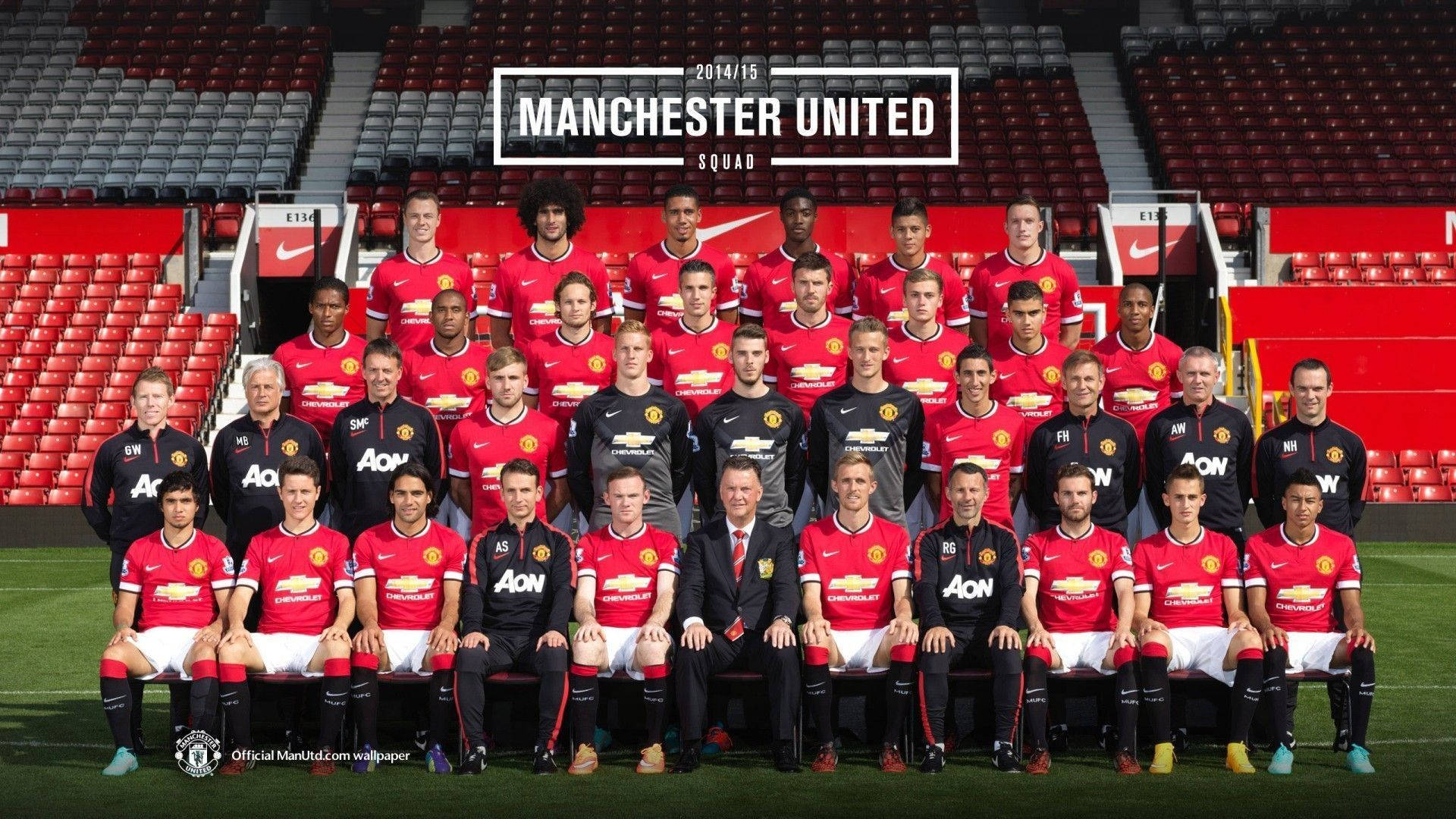 Manchester United 2014-2015 Team, red and black kits, green pitch, Full HD Desktop Wallpaper