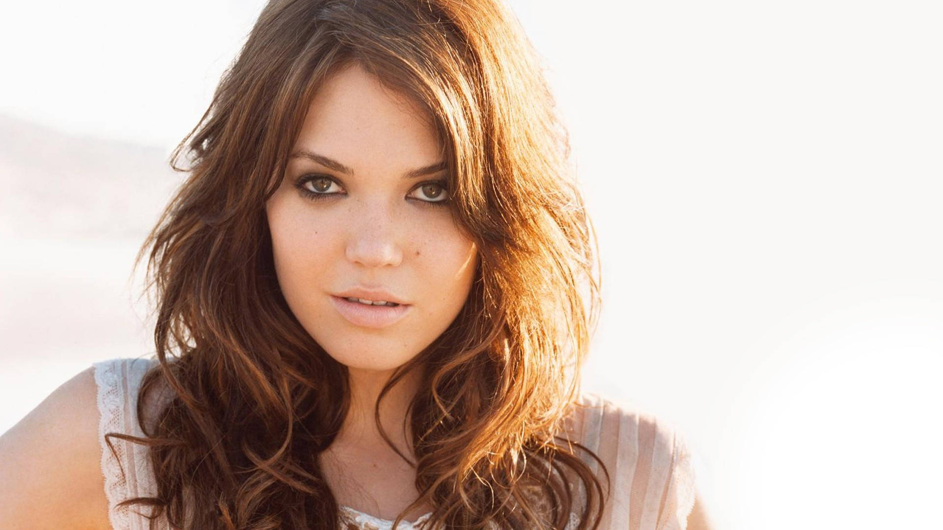 Mandy Moore, long wavy hair, wavy brown hair, Full HD Desktop Wallpaper