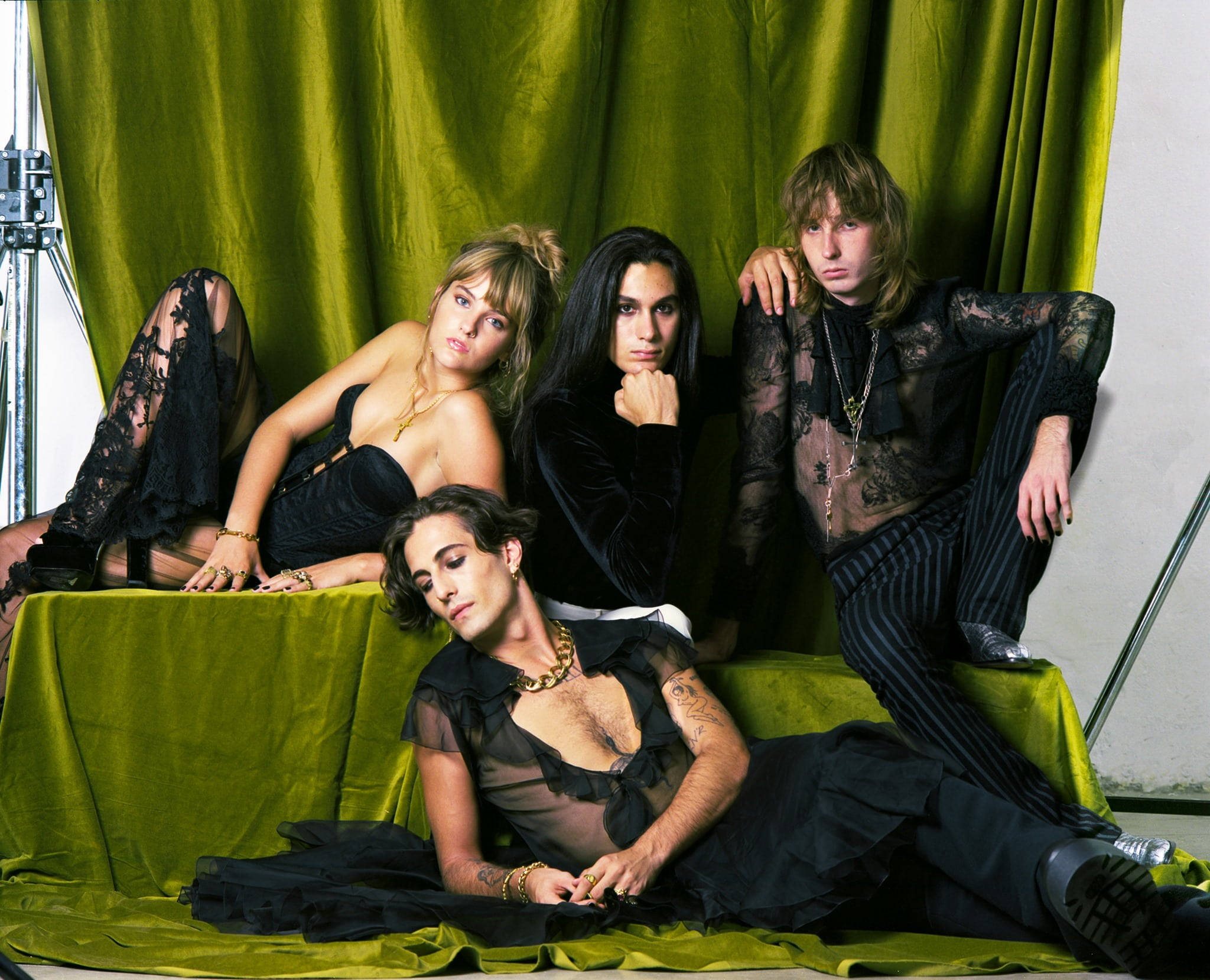 Maneskin, Gothic Black Dress, velvet set, Full HD Desktop Wallpaper