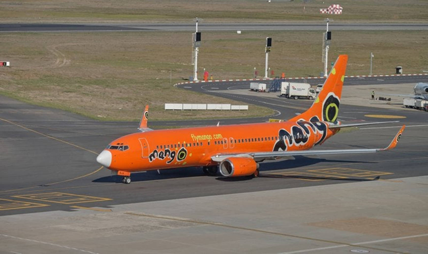 Mango Airlines, bright orange, airplane, HD Desktop Wallpaper