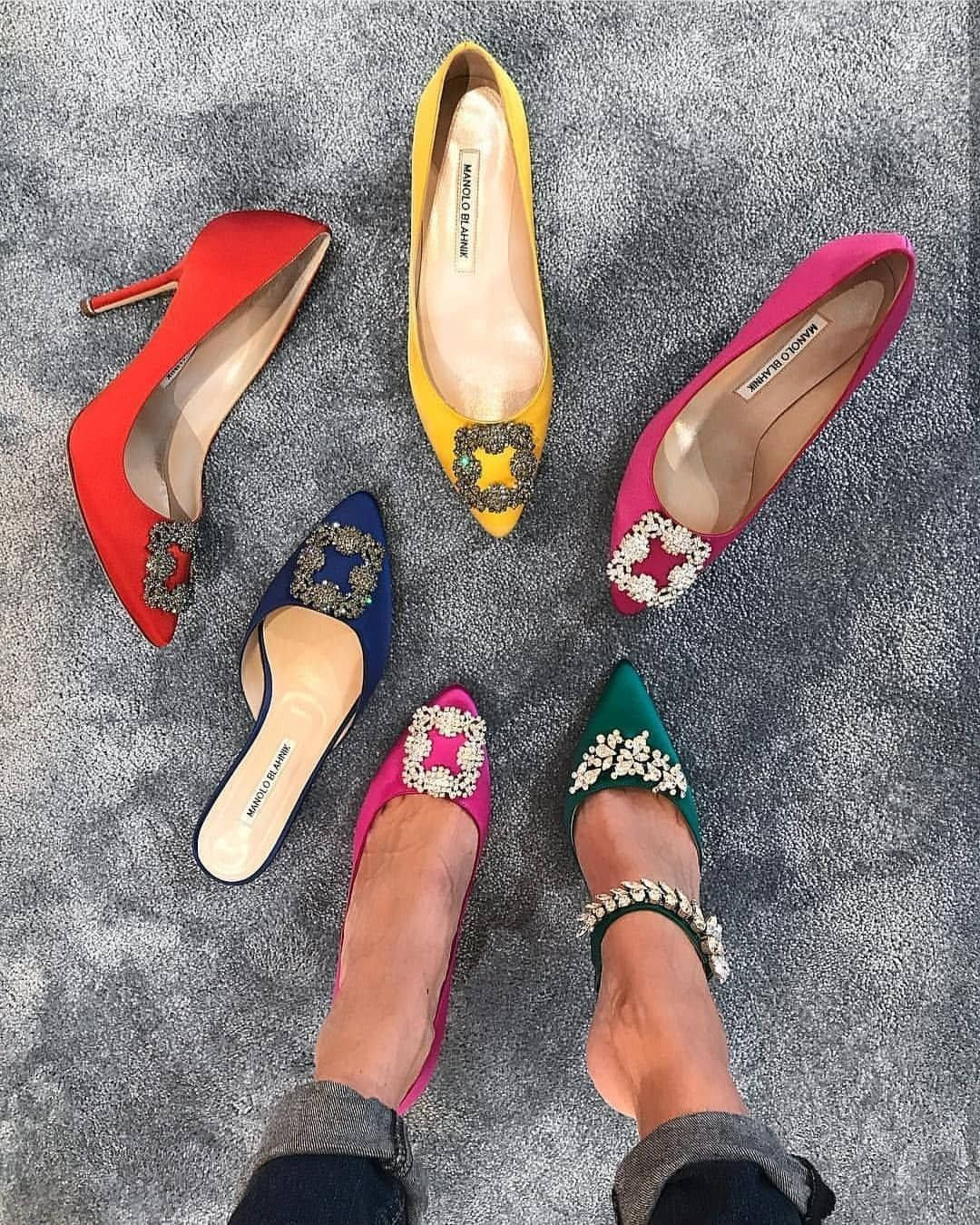 Manolo Blahnik, stilettos, jeweled buckles, HD Phone Wallpaper
