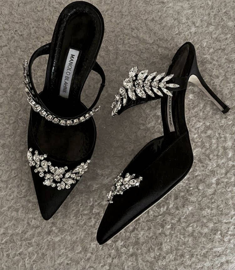 Manolo Blahnik, black velvet, sparkling crystal leaf motifs, SD Phone Wallpaper