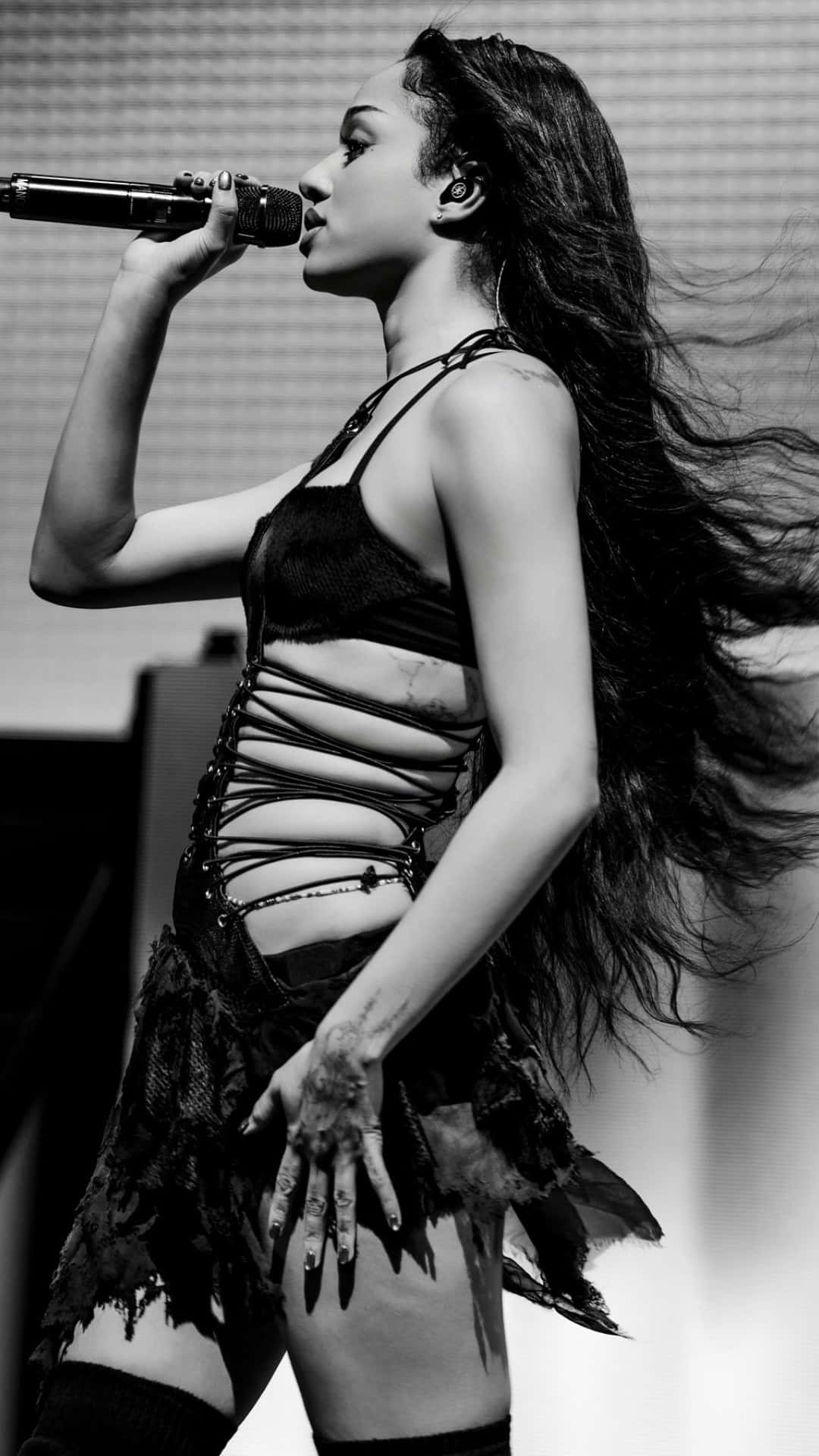 Manon Bannerman, live performance, stage, Full HD Phone Wallpaper