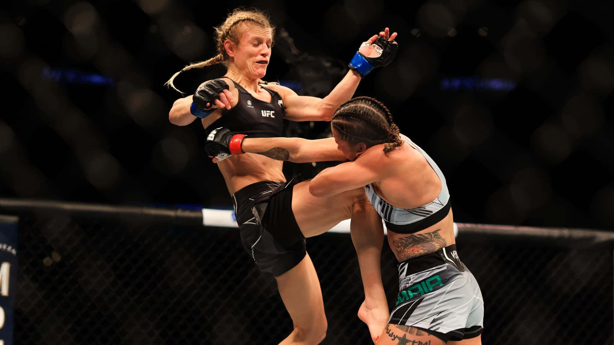Manon Fiorot, knee kick, cage, Full HD Desktop Wallpaper